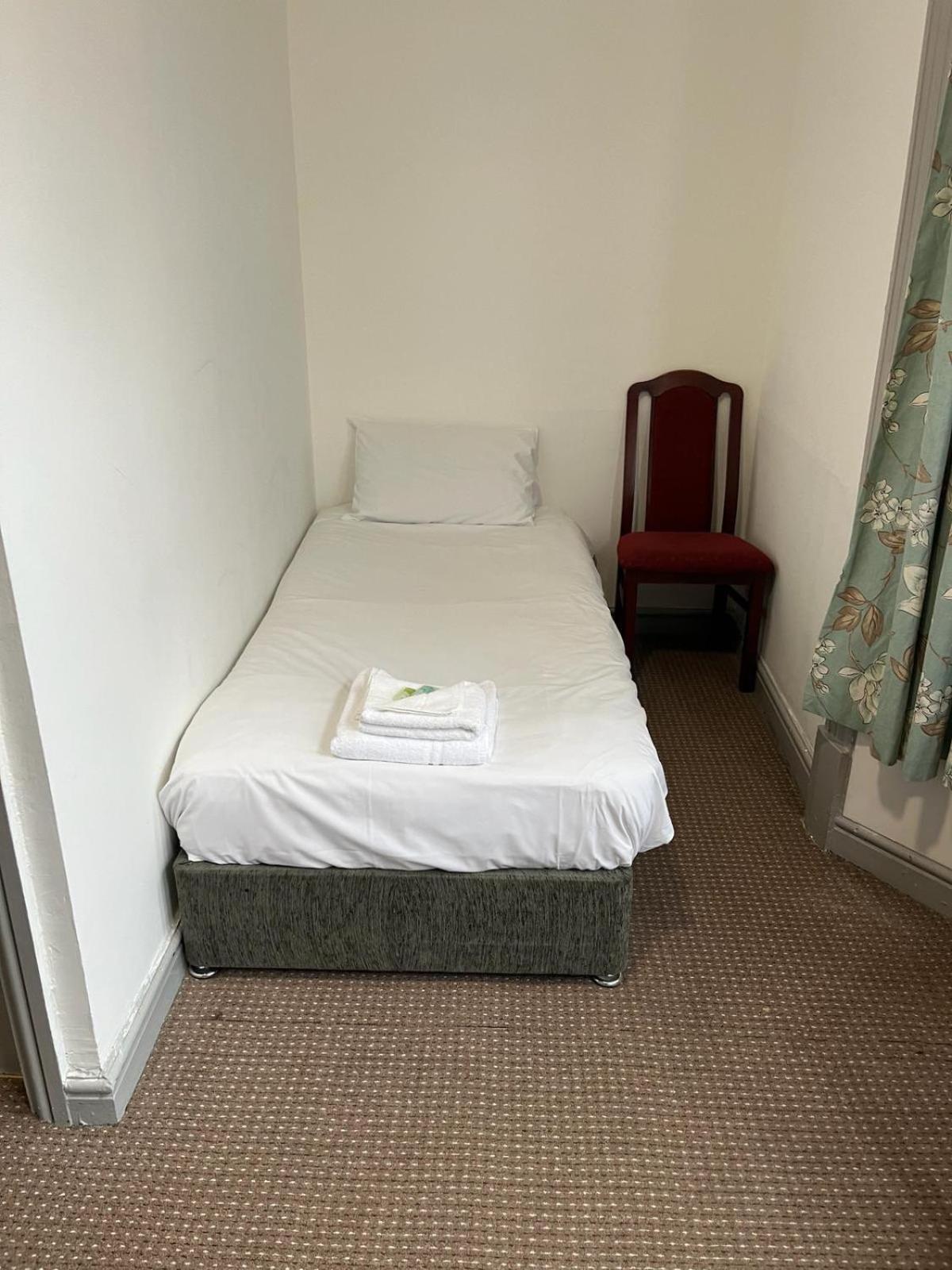 Royal Hotel Kettering  Eksteriør bilde