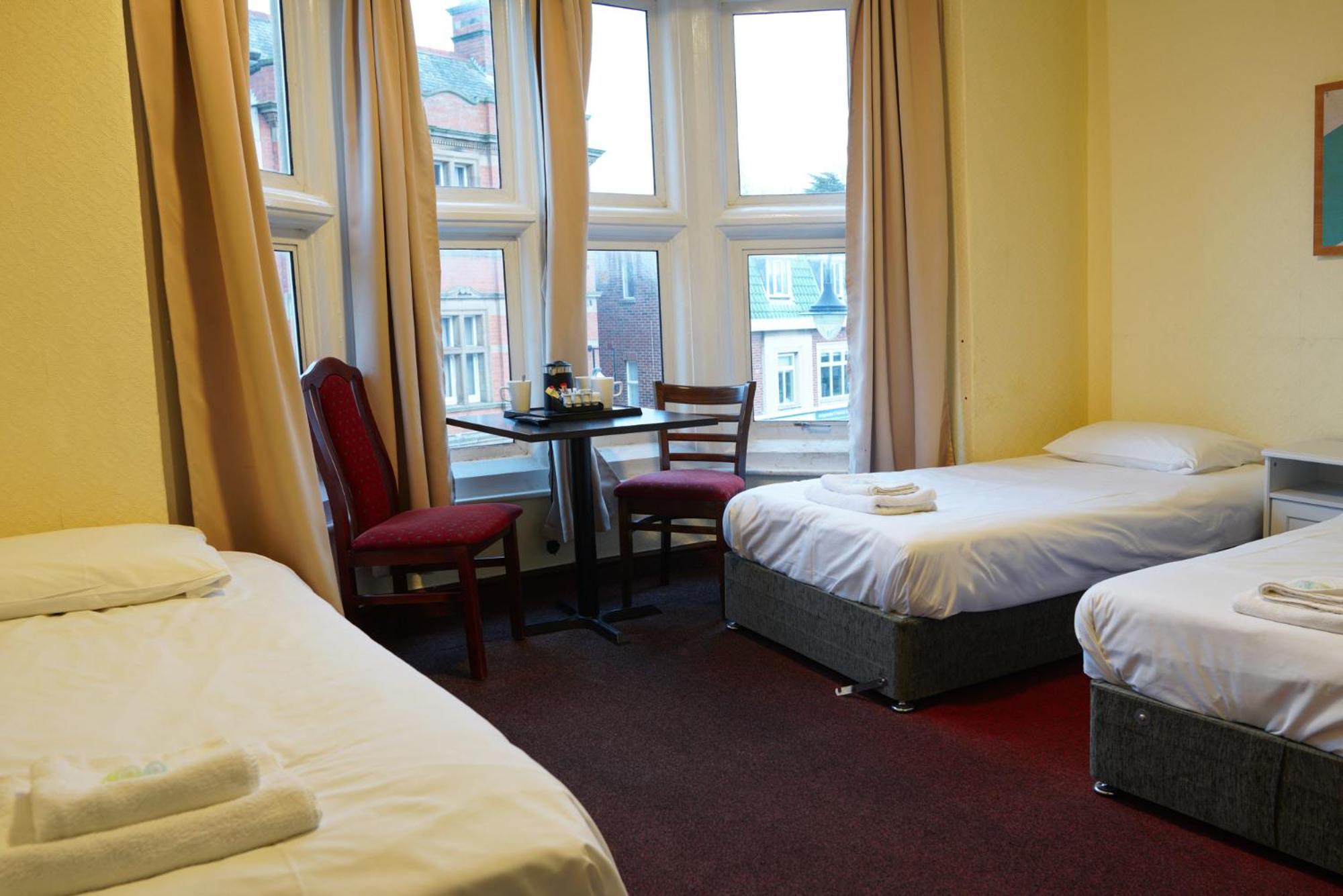 Royal Hotel Kettering  Eksteriør bilde